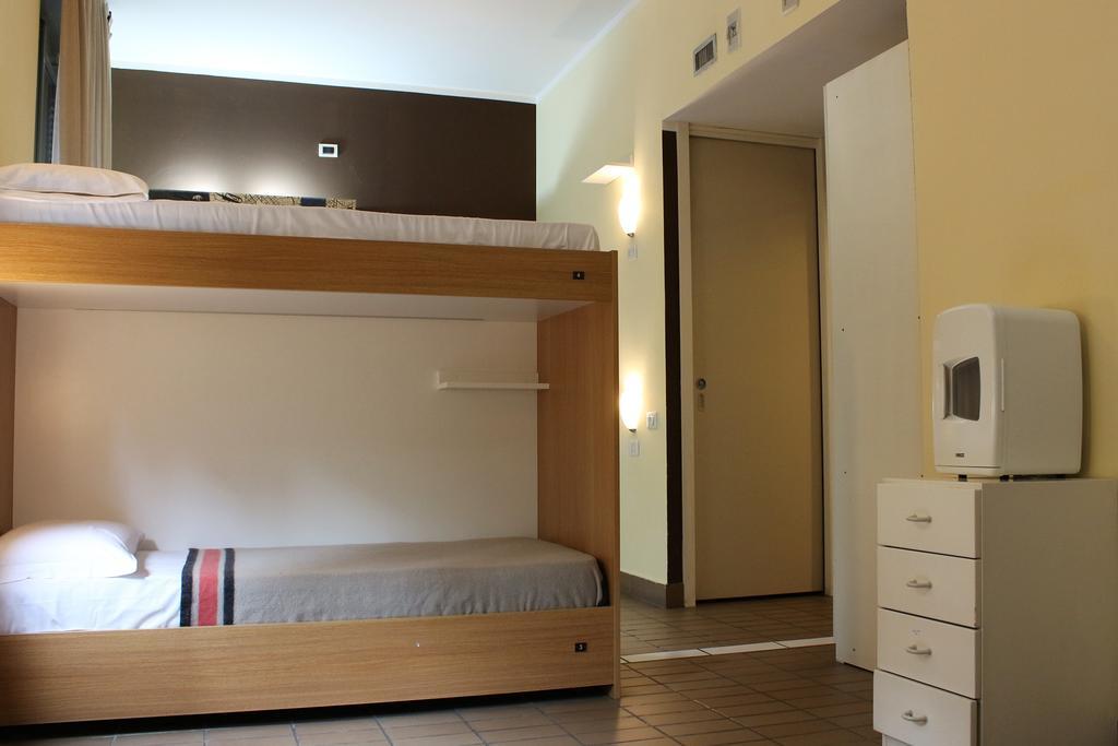 New Generation Hostel Citta Studi Milánó Kültér fotó